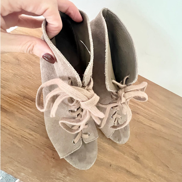 Joie Suede Leather Lace Up Open Toe Wedge Heel Booties Brown Women's Size 39/8.5 - Picture 3 of 7